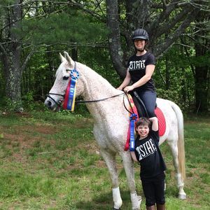 Meet your Posher, Delia